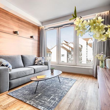 Park Apartment Old Town By Noclegi Renters 슈체친 외부 사진